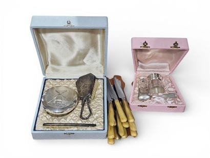 Silver-plated metal toiletry set including
Comb,...
