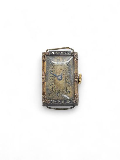 750° yellow gold rectangular WATCH CASE chased...