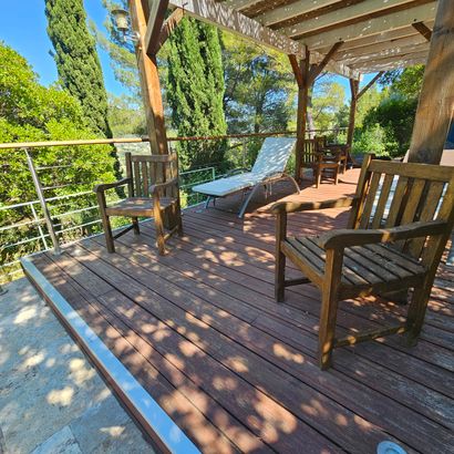 ENSEMBLE DE SIX FAUTEUILS en bois 
Dim: 90...
