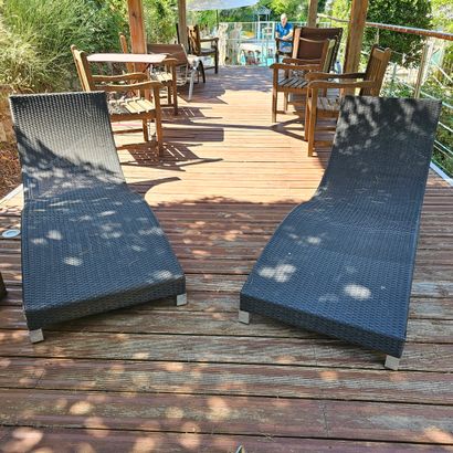 PAIRE DE BAINS DE SOLEIL en résine
Dim: 66...