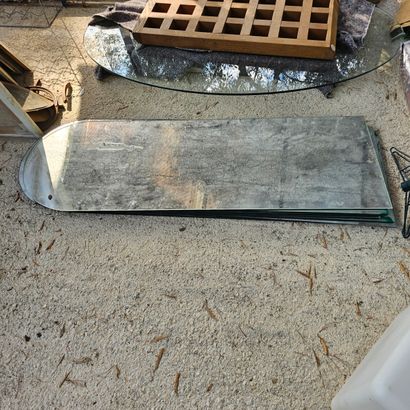 ENSEMBLE de huit miroirs nus
Dim: 150cm