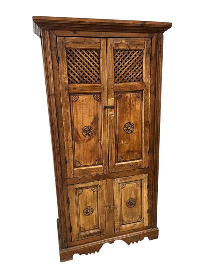 ARMOIRE OU GARDE MANGER en bois naturel ouvrant...