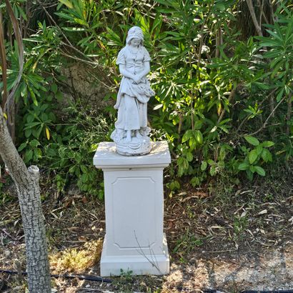STATUE EN PIERRE RECONSTITUEE 
representant...