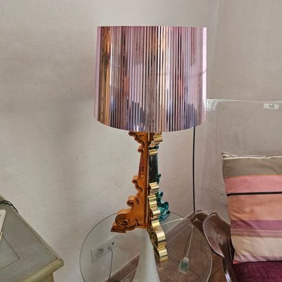 LOUIS GHOST et PHILIPPE STARCK (1948)
Pour...