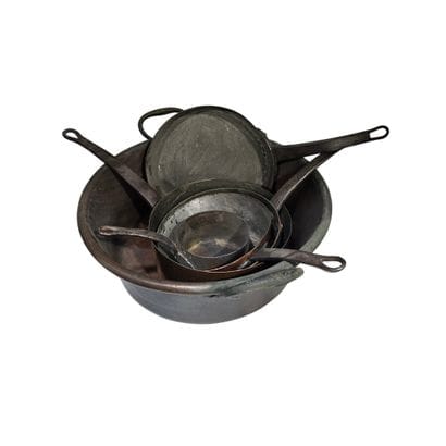 ENSEMBLE DE CUIVRE 
Casseroles et poêles
Grande...