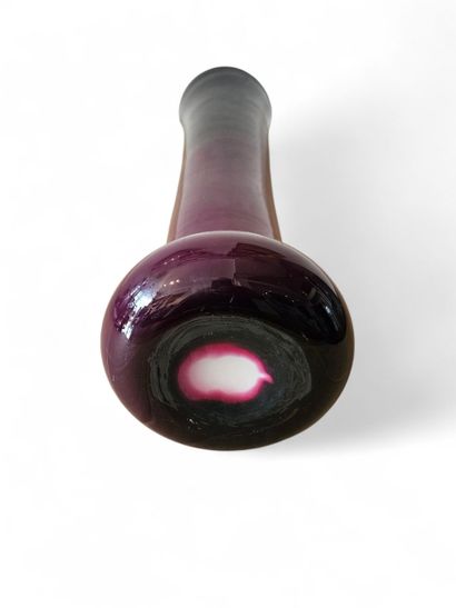 TRAVAIL italien, vers 1980
Vase en pâte de...