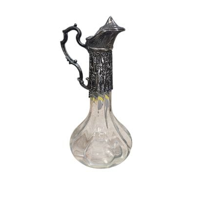 AIGUIERE en verre soufflé, monture en métal...