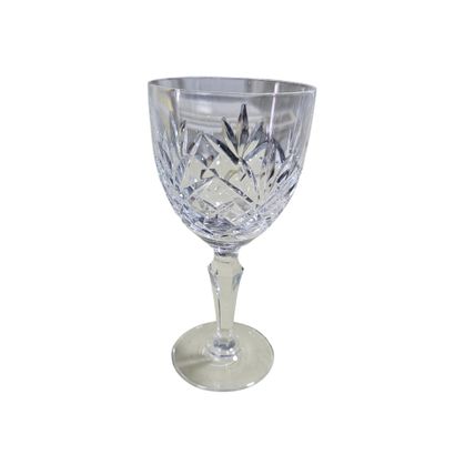 CRISTAL LEMBERG 
Partie de service de verres...