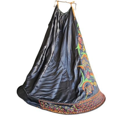 Réunion de six costumes de théâtre pour adulte...