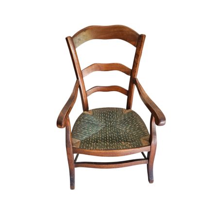 Fauteuil provençal paillé en bois naturel...