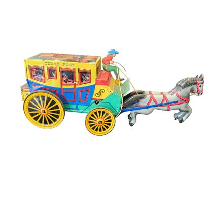 TRAVAIL Xxème siècle 
Ensemble de jouets...