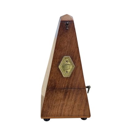 MAELZEL WITTNER 
Métronome à caisse pyramidale...