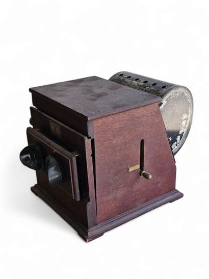 PLANOX
Visionneuse stéréoscopique, magnétique
Dim...