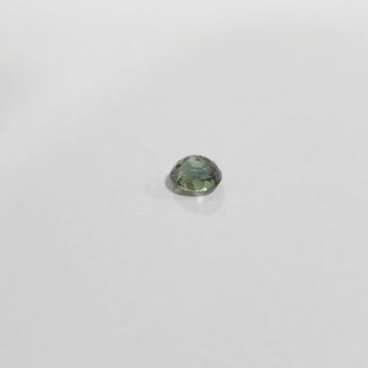 SAPHIR bluish green , ovale , Australie ,...