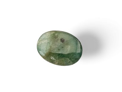 EMERAUDE , cabochon , Zambie , 4,26 carats...