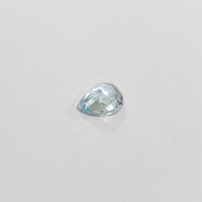 AIGUE MARINE greenish blue , poire , Brésil...