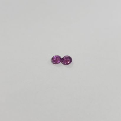 GRENAT pinkish purple rhodolite Nbr 2 , rond...