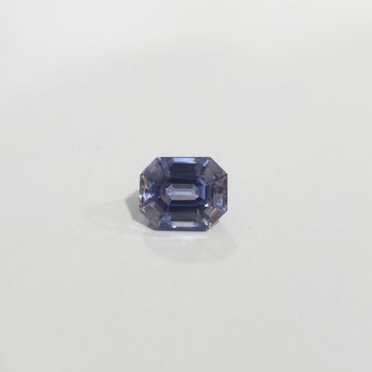 SAPHIR VERNEUIL blue , émeraude , Kashmir...
