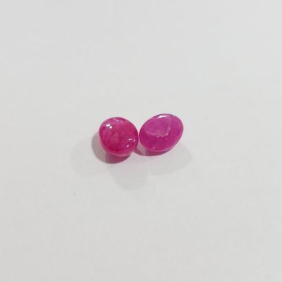 RUBIS pinkish red Nbr 2 , cabochon , Madagascar...