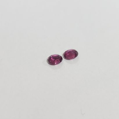 GRENAT purplish pink rhodolite Nbr 2 , ovale...