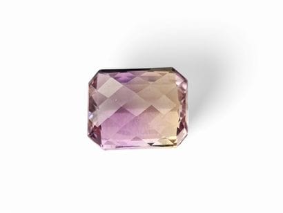 AMETRINE yellow et purple VS, taille émeraude,...