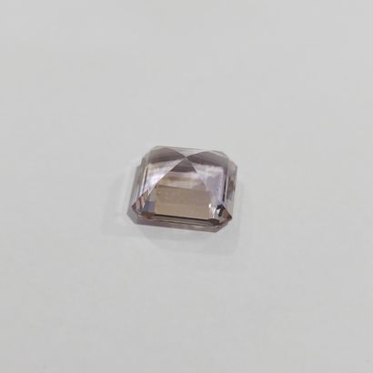 AMETRINE yellow et purple VVS, taille émeraude,...