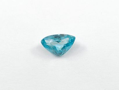 ZIRCON gentle heat blue VS , trillion , Cambodge...