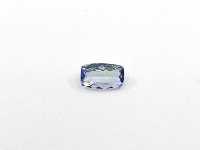 TANZANITE violet blue IF de taille coussin,...