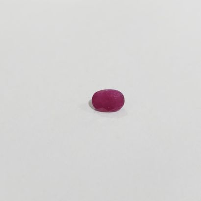 RUBIS red , ovale , Tanzanie , 0,97 Carats,...