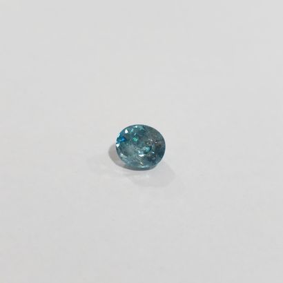 ZIRCON gentle heat blue , ovale , Cambodge...