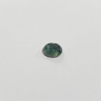 SAPHIR Green , ovale , Australie , 2,48 Carats,...