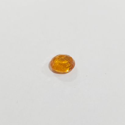 GRENAT orange spessartite , ovale , Namibie...