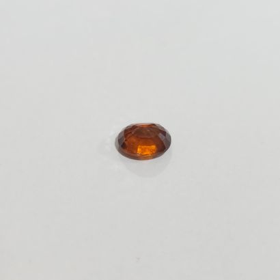 GRENAT orange hessonite , ovale , Mozambique...