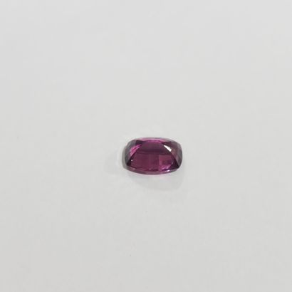 GRENAT pinkish purple rhodolite VS , coussin...
