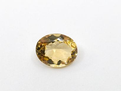 CITRINE yellow VS , ovale , Africa , 5,92...