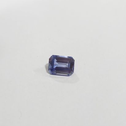 SAPHIR VERNEUIL royal blue , émeraude , Ceylan...