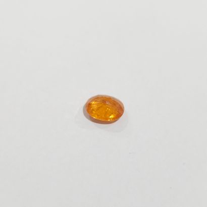 GRENAT fanta orange spessartite , ovale ,...
