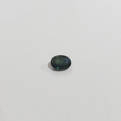 SAPHIR bluish green , ovale , Australie ,...