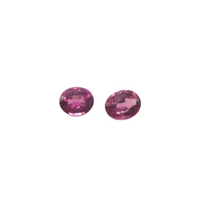 GRENAT pinkish purple rhodolite Nbr 2 , ovale...