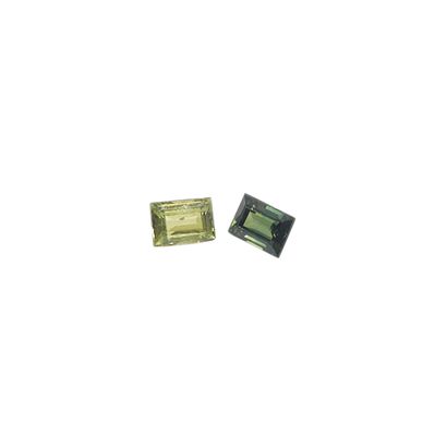 DEUX SAPHIRS green Australie baguette 
Dim...