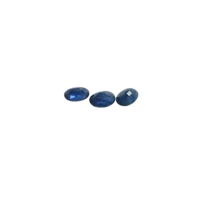 THREE SAPPHIRES, 3.00 ct total