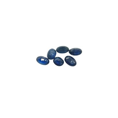 SIX SAPPHIRES, totaling 3.33 carats