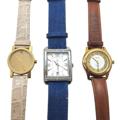 Set of three men's wristwatches in gold-plated...