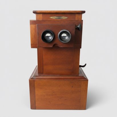 EDUCA, Inc.
Stereoscopic viewer with a mahogany...