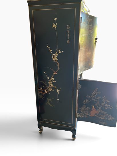 Indochinese craft, circa 1900
Game table...