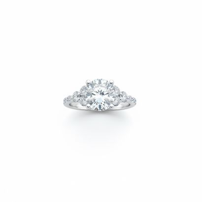 BAGUE en or gris 750° ornée d'un diamant...