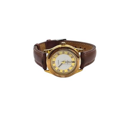 Set of three men's wristwatches in gold-plated...