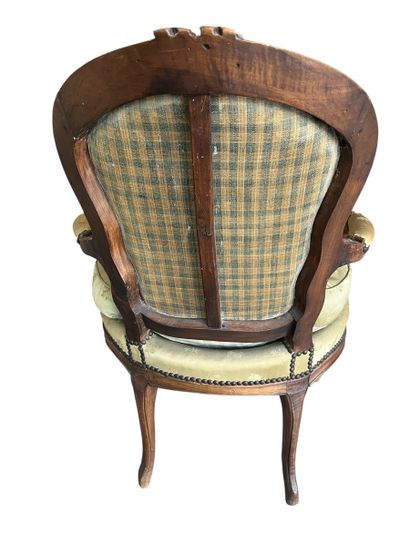 18th-century French FURNITURE
Pair of armchairs...