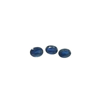 THREE SAPPHIRES, 3.00 ct total
