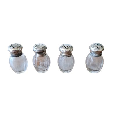 Silver plated soft-boiled egg set consisting...